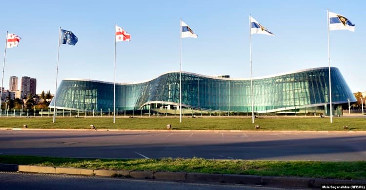 საპატრულო პოლიციის დეპარტამენტი მოქალაქეებს ცრუ შეტყობინებების შესახებ აფრთხილებს