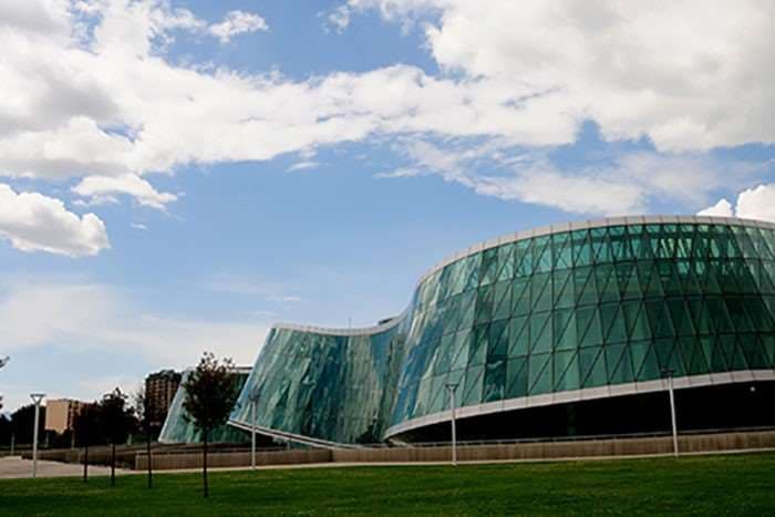 შსს – სპეციალური სამალავიდან ამოიღეს, როგორც რეგისტრირებული, ასევე, რამდენიმე ათეული არარეგისტრირებული ცეცხლსასროლი იარაღი, მაყუჩები, საბრძოლო ვაზნები