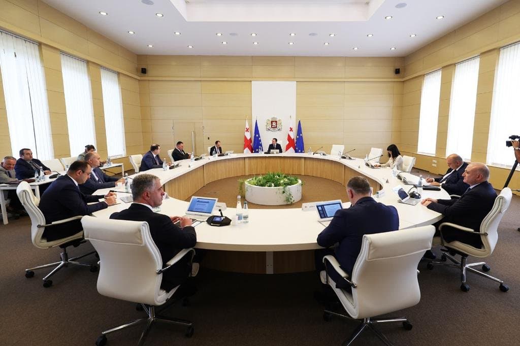 მთავრობის დღევანდელ სხდომაზე შვიდი საკითხი განიხილეს