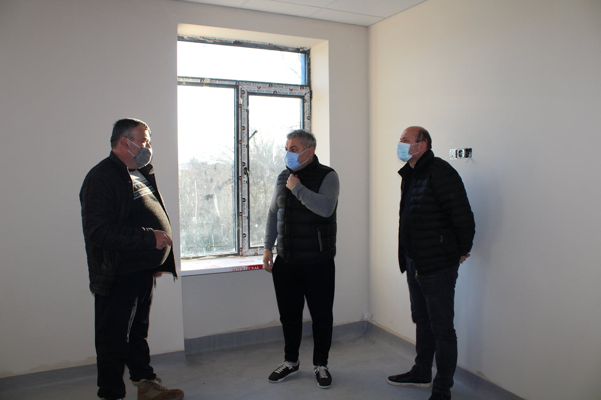 Frontnews image description