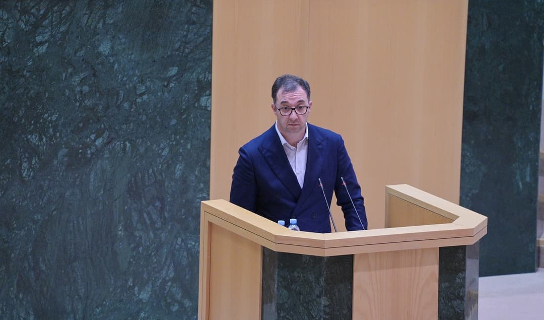 პარლამენტმა “მაუწყებლობის შესახებ“ კანონში ცვლილების პროექტი მესამე მოსმენით მიიღო