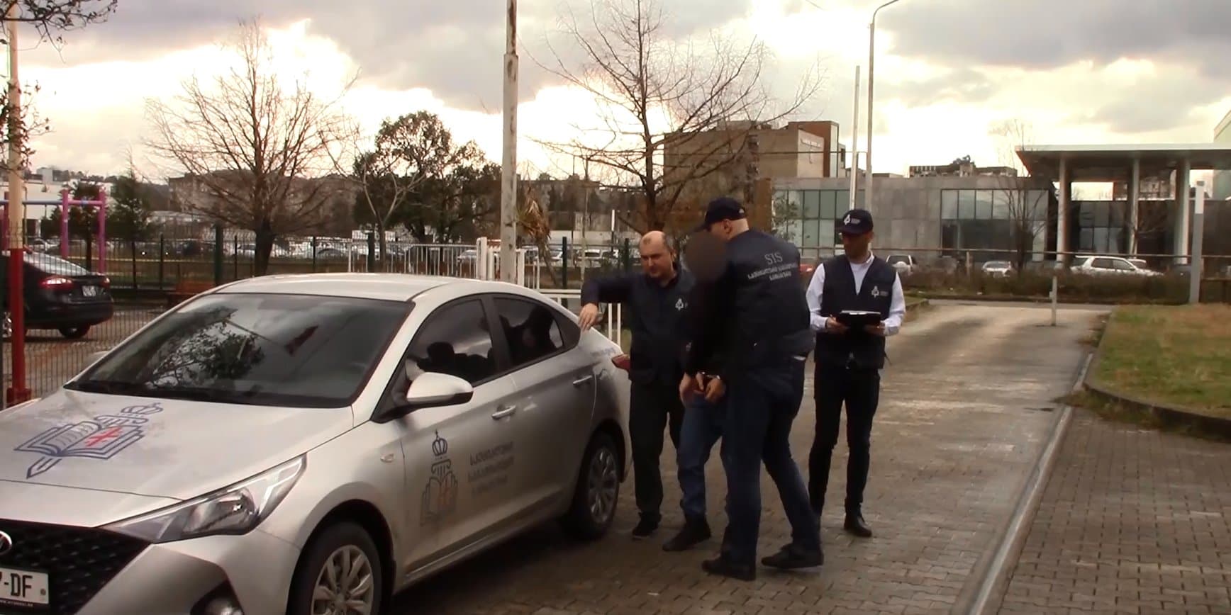 Frontnews image description