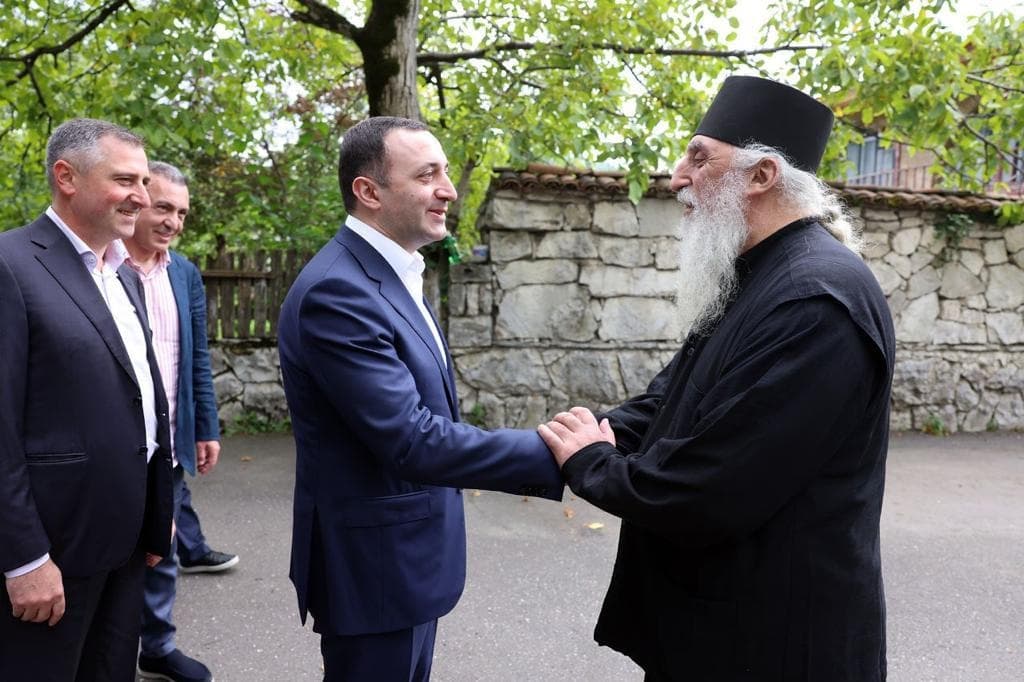 ირაკლი ღარიბაშვილი ცაგერისა და ლენტეხის მიტროპოლიტ სტეფანეს შეხვდა