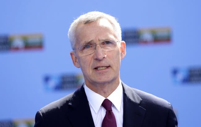 Stoltenberg urges allies, EU to boost financial aid for Ukraine