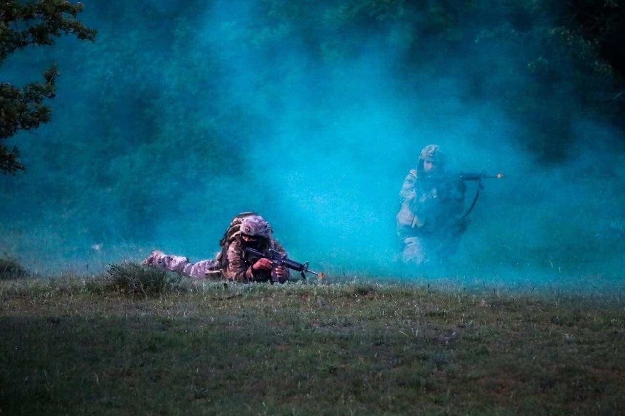 Frontnews image description