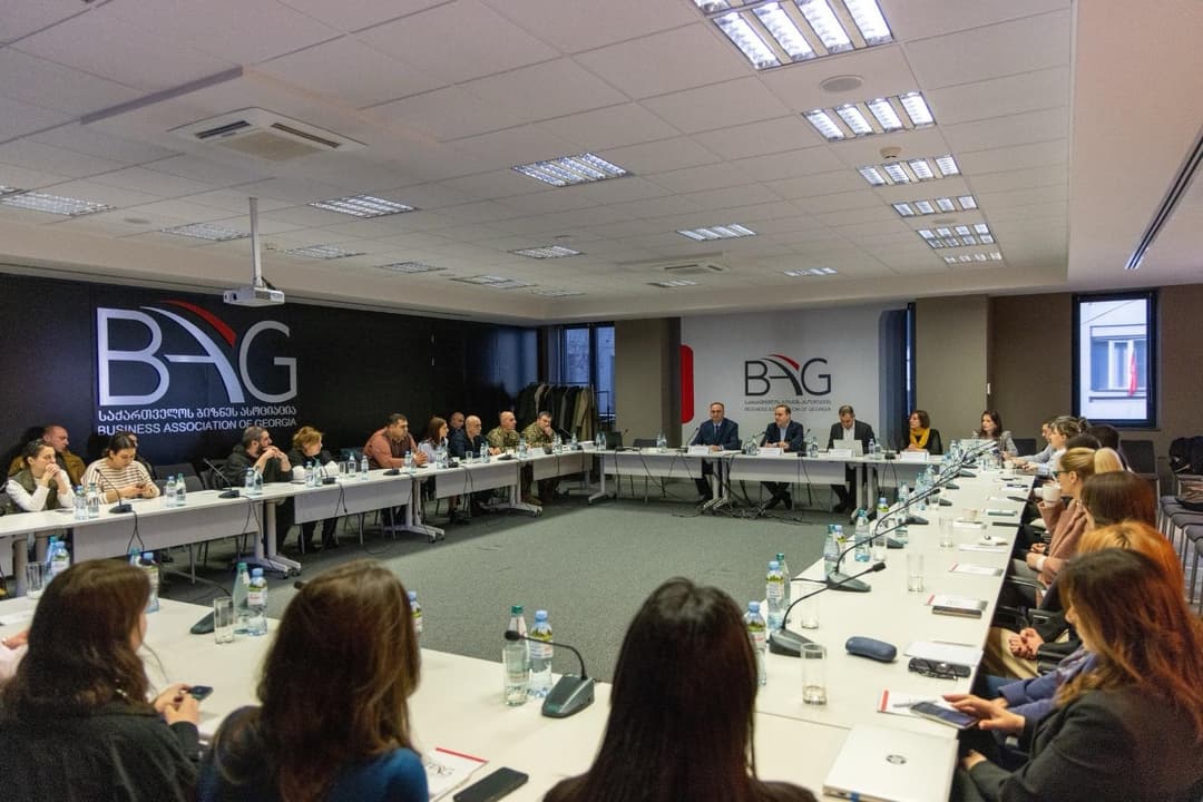 თავდაცვის მინისტრის მოადგილემ “საქართველოს ბიზნეს ასოციაციის“ წევრებთან შეხვედრა გამართა