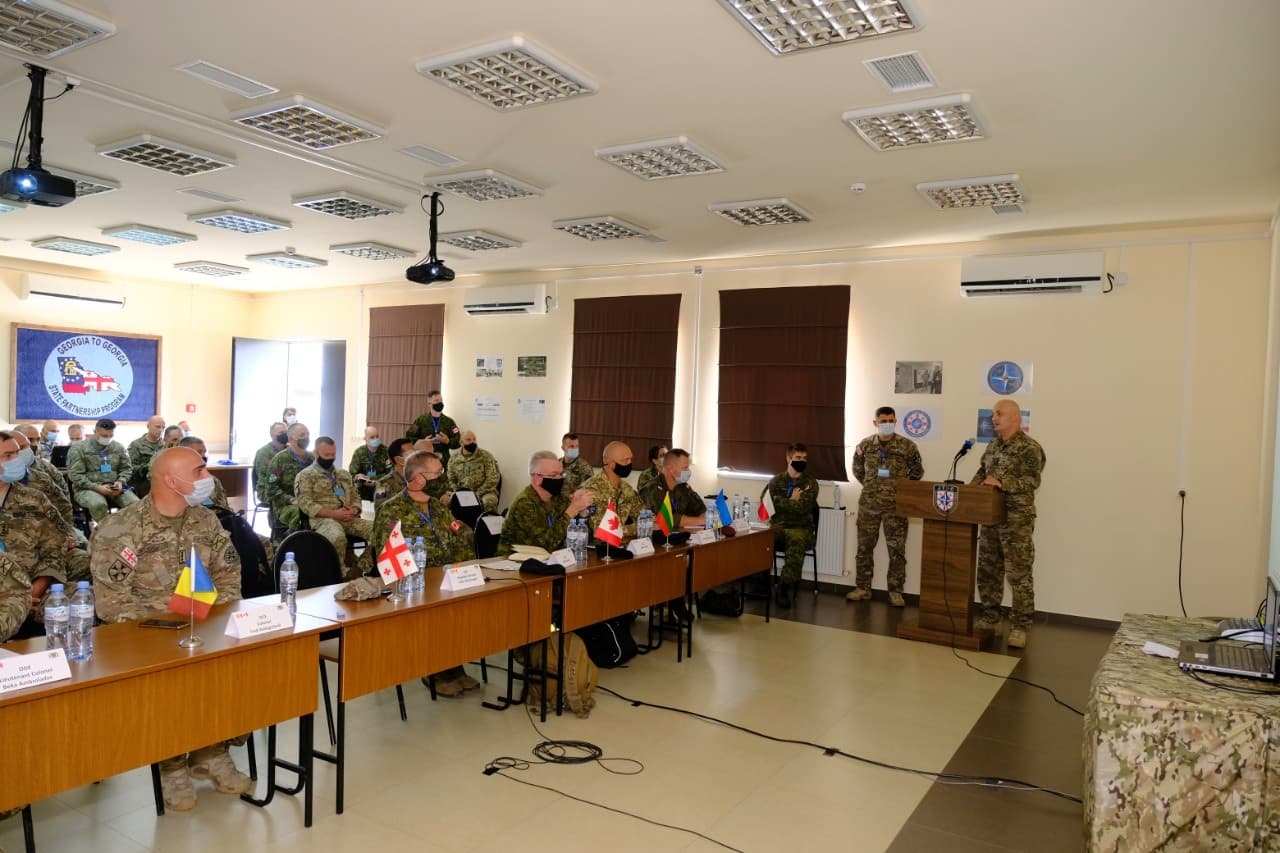 Frontnews image description