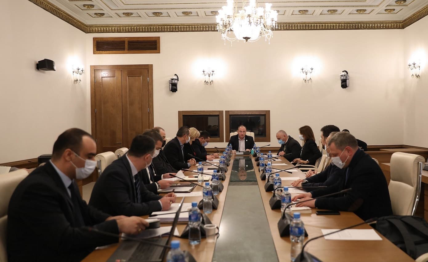 Frontnews image description