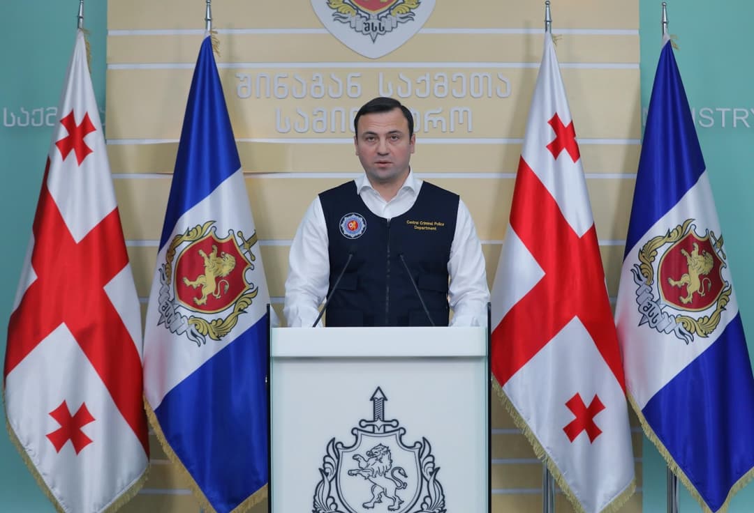 შსს-მ თბილისსა და რეგიონებში ნარკოდანაშაულისთვის 112 პირი დააკავა, მათ შორის 66 ნარკორეალიზატორია