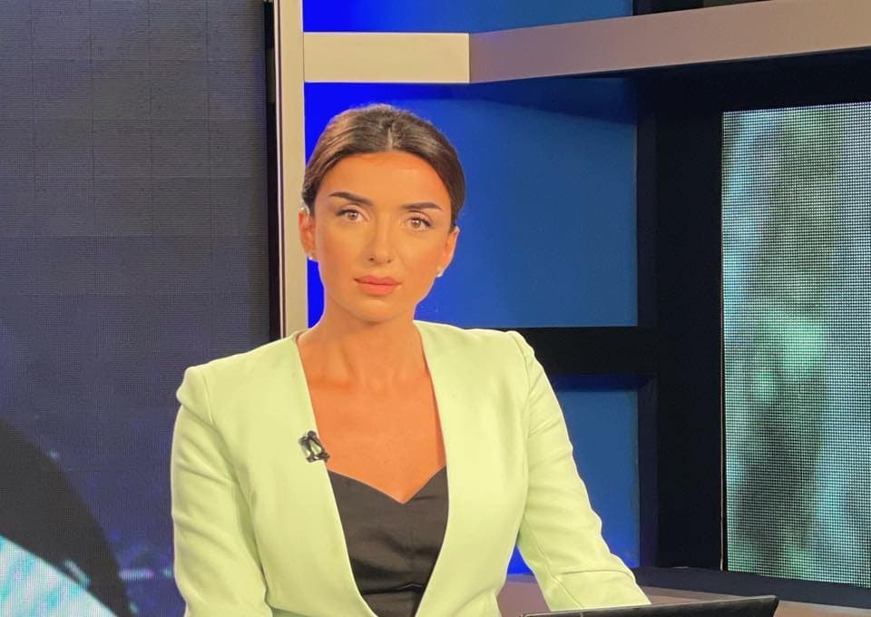 თეონა ცხომელიძე – მივდივარ “რუსთავი 2”-დან, არ ვეთანხმები სარედაქციო პოლიტიკას, რომელიც მნიშვნელოვნად შეიცვალა