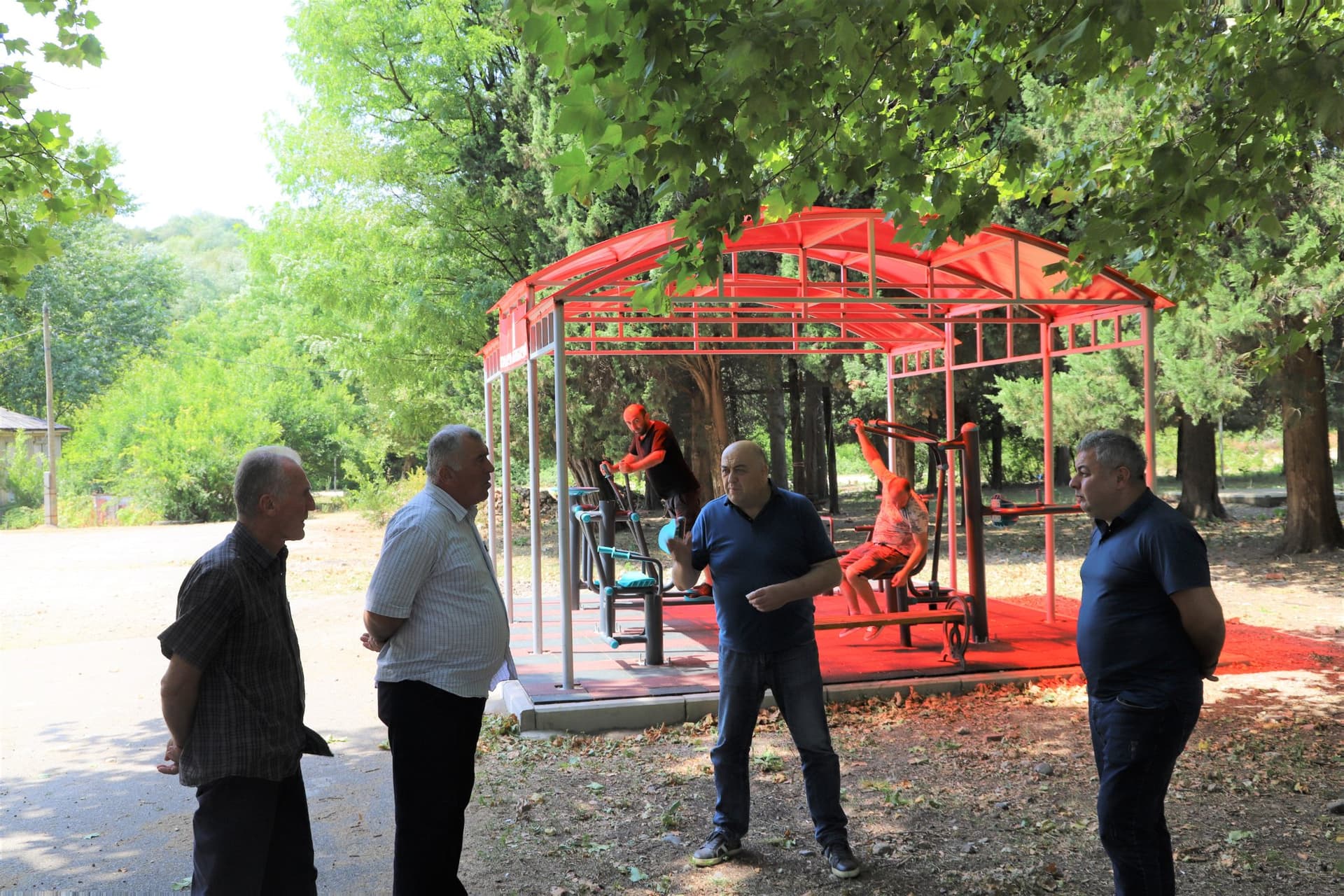 Frontnews image description