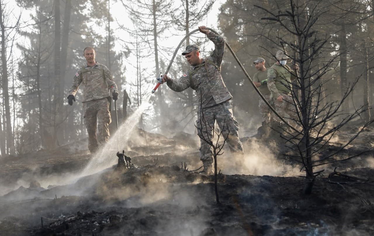 Frontnews image description