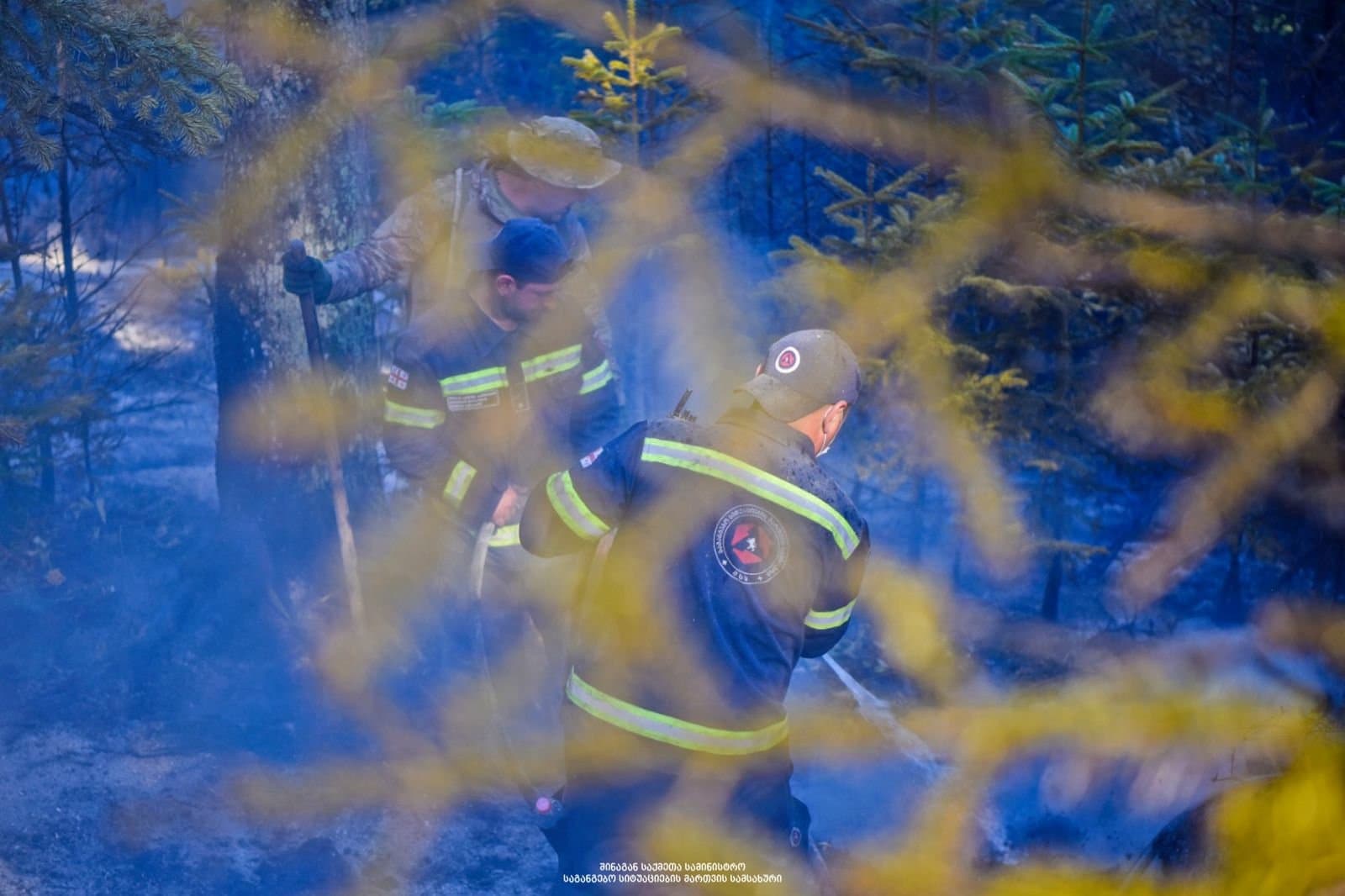 Frontnews image description