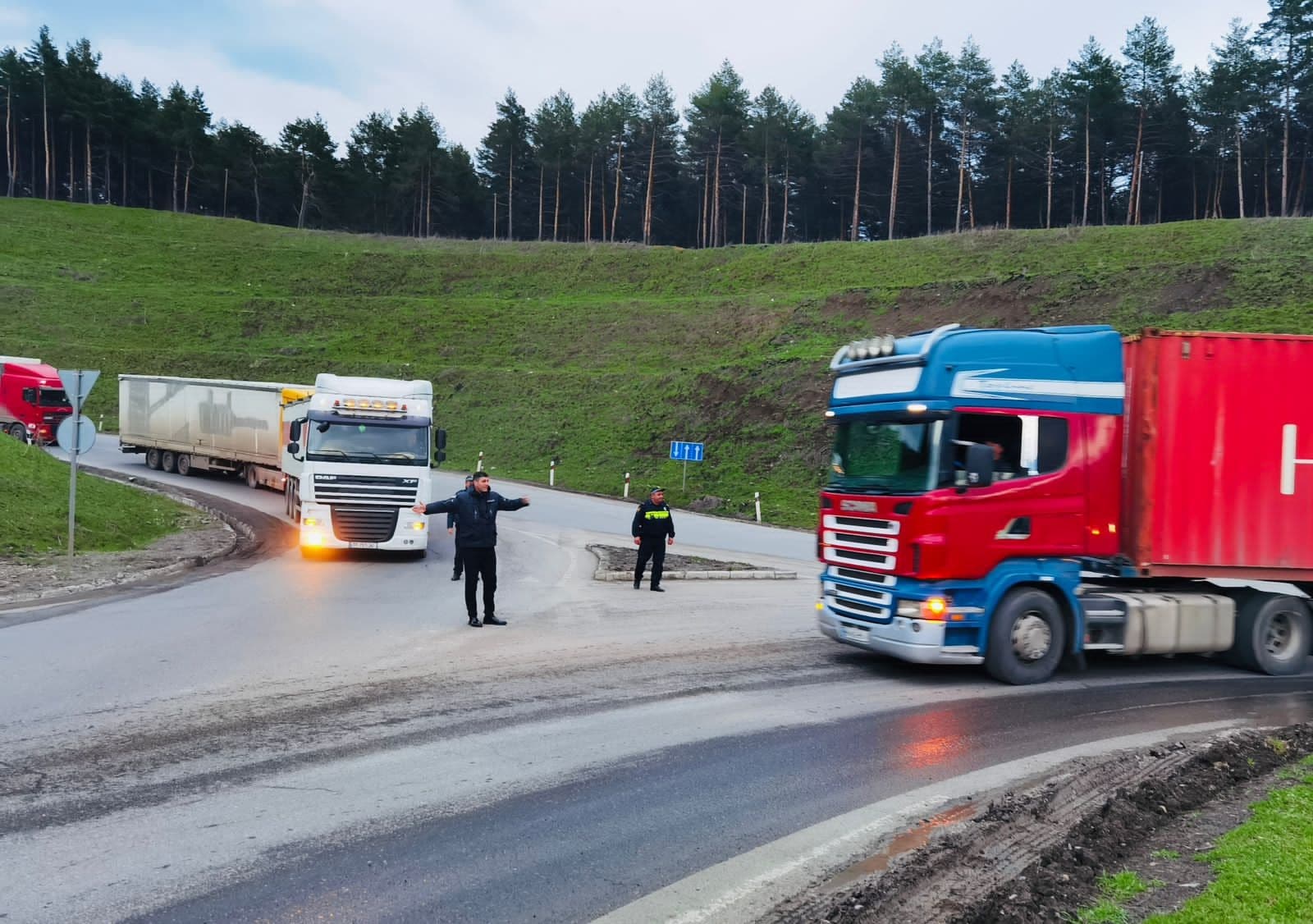 Frontnews image description