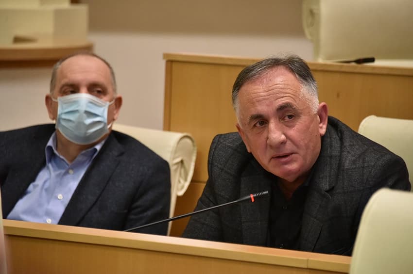 Frontnews image description