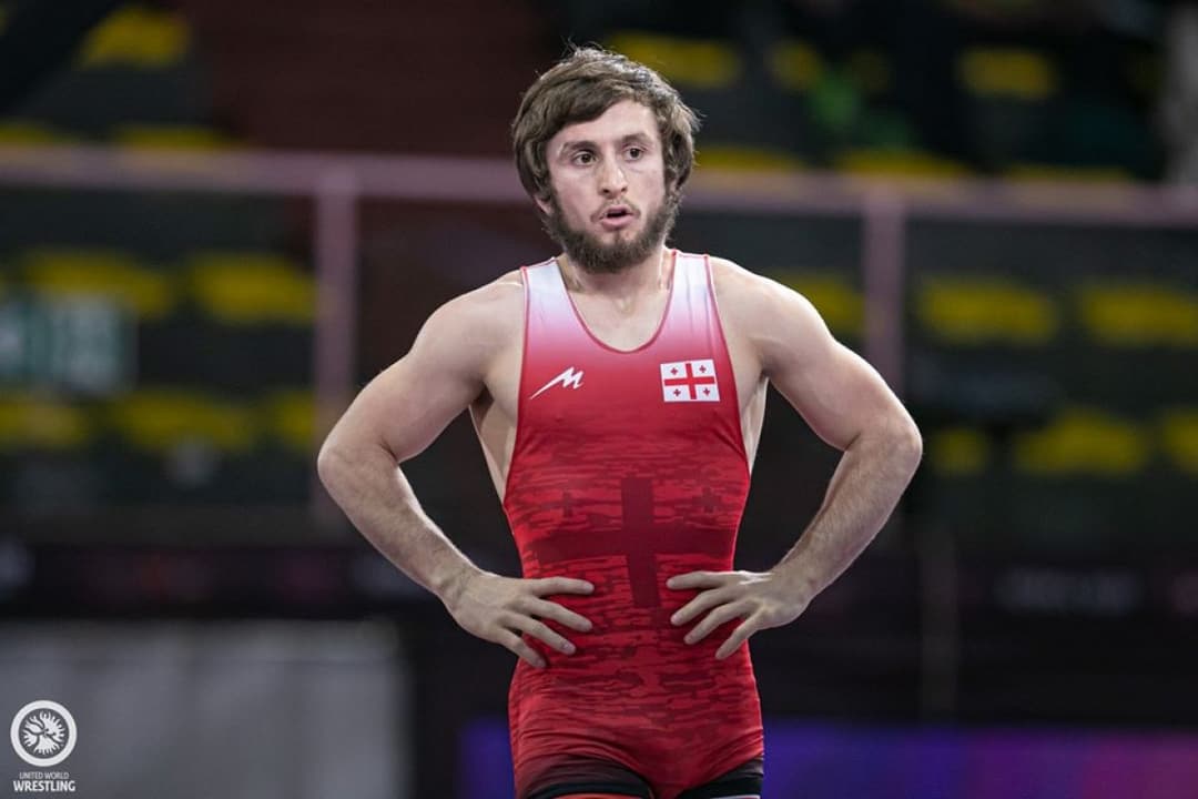 ნუგზარ წურწუმიას დედა – დაბადების დღეზე იყო ნუგზარი, ვარლამ კვარაცხელიაც, სახელს რომ უტეხავენ ეგ არ მინდა