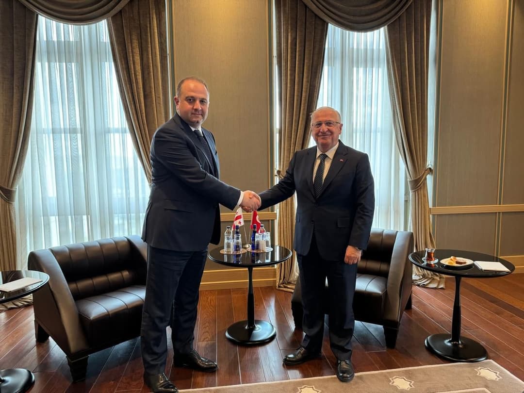 ირაკლი ჩიქოვანი თურქ კოლეგას შეხვდა