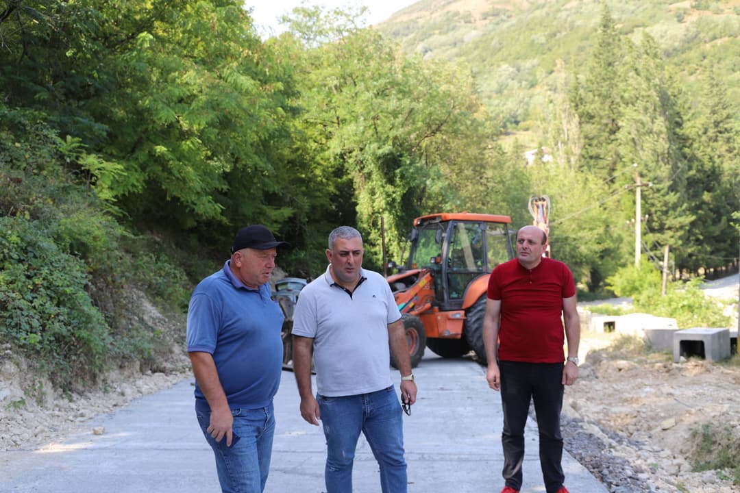 თავასა-თუზის დამაკავშირებელი გზის სამშენებლო სამუშაოები დასკვნით ეტაპზეა