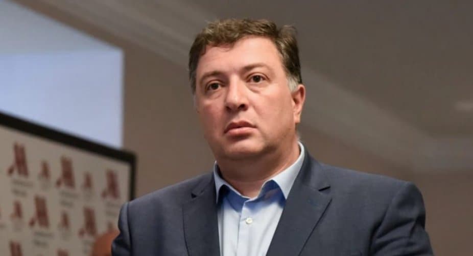 გიგი უგულავა – ფოთის არჩეულმა დეპუტატებმა გამოაცხადეს შიმშილობა, იგეგმება მათზე საპოლიციო თავდასხმა