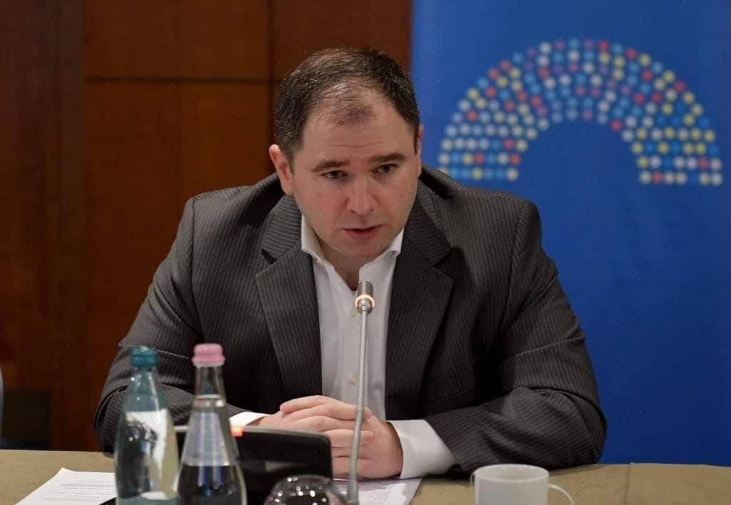 ნიკოლოზ სამხარაძე – შევთანხმდით, რომ პარლამენტის თავმჯდომარეების გადასაწყვეტია რა ფორმით უნდა გაიმართოს ეს დიალოგი და დაველოდებით მათ პირველ შეხვედრას