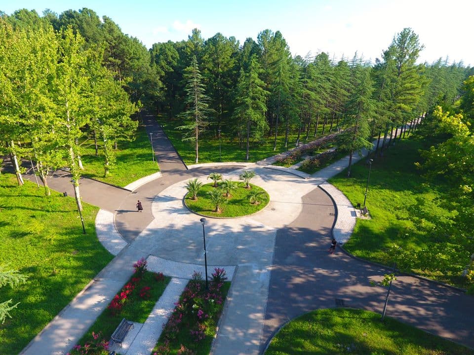 Frontnews image description