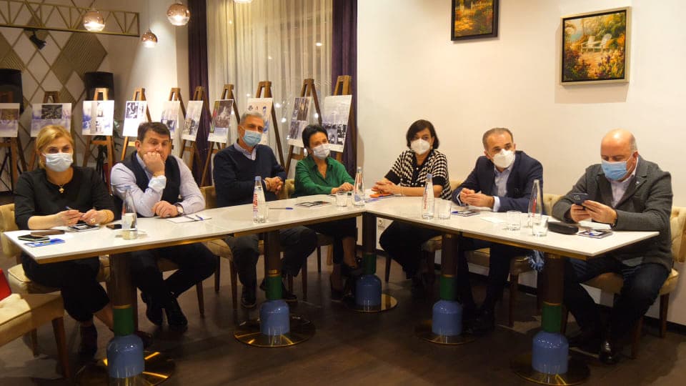 “ექიმის პანდემიური ყოფის 2 წელი“ – ინფლუენსერებმა და ექიმებმა განვლილი პერიოდი შეაჯამეს