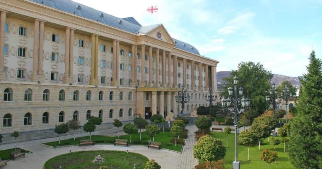 ირაკლი ეძგვერაძეზე თავდასხმაში ბრალდებულებს აღკვეთის ღონისძიების სახით პატიმრობა შეეფარდათ