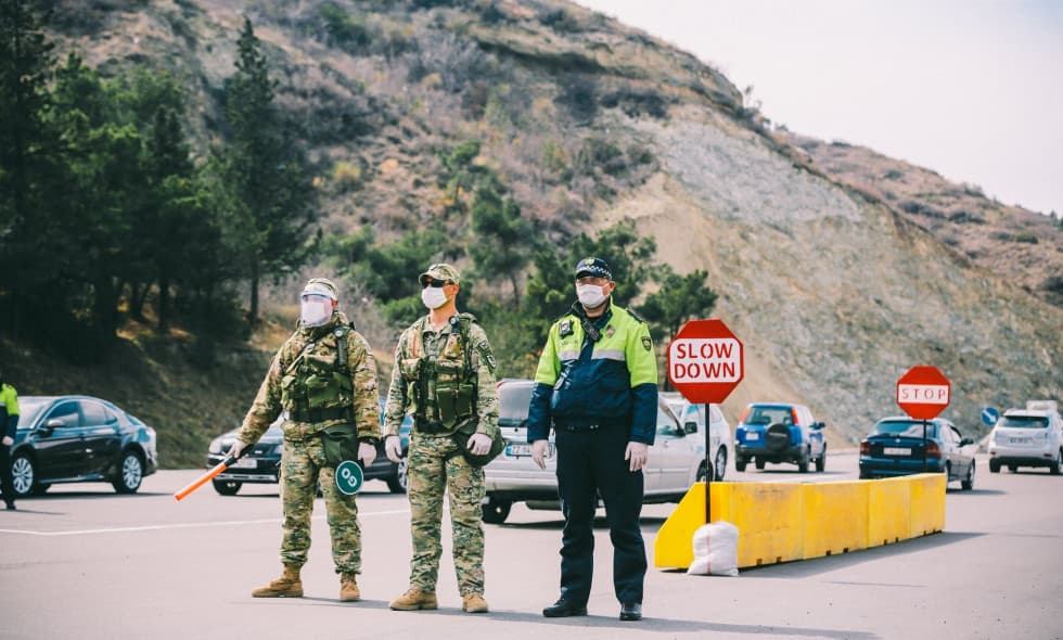 საქართველოში საგანგებო მდგომარეობის ფარგლებში მოქმედი შეზღუდვები და დაშვებები