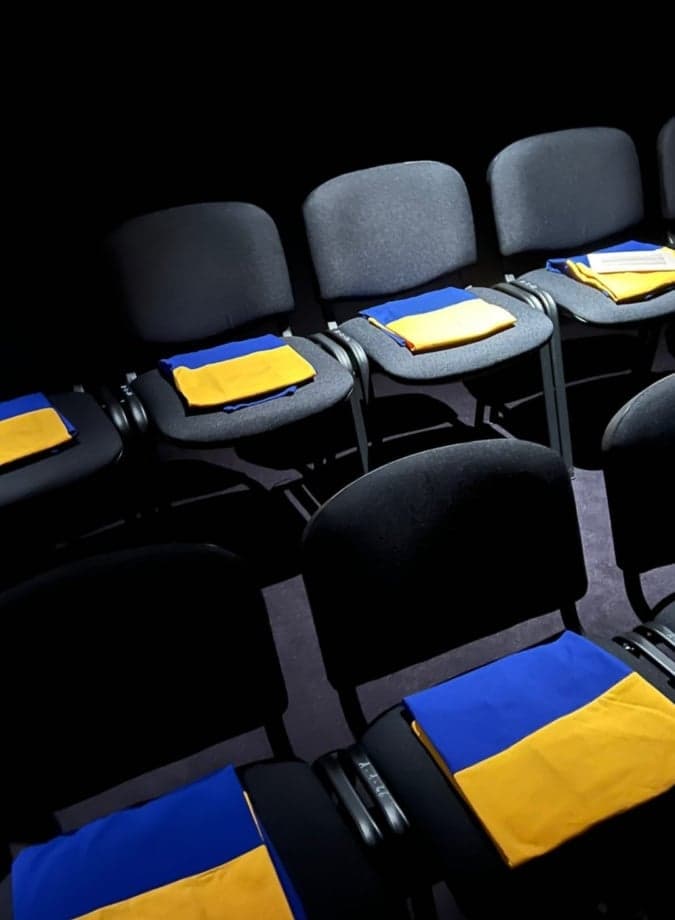 დემნა გვასალია – უკრაინაში მიმდინარე ომმა ჩემში ტკივილი გააღვიძა იმ წარსული ტრავმის, რომელსაც 1993 წლიდან ვატარებ