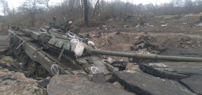 უკრაინის გენშტაბი – ოკუპანტები ბომბავენ საცხოვრებელ კორპუსებს, ძარცვავენ, იტაცებენ და მძევლად ჰყავთ მშვიდობიანი მოქალაქეები