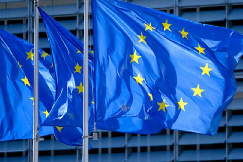 EU toughens sanctions on Russia, bans coal imports