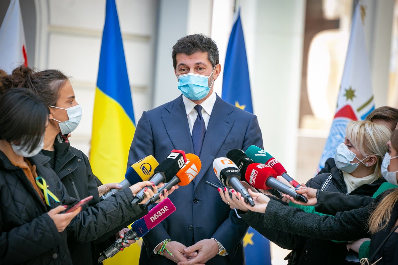 Frontnews image description