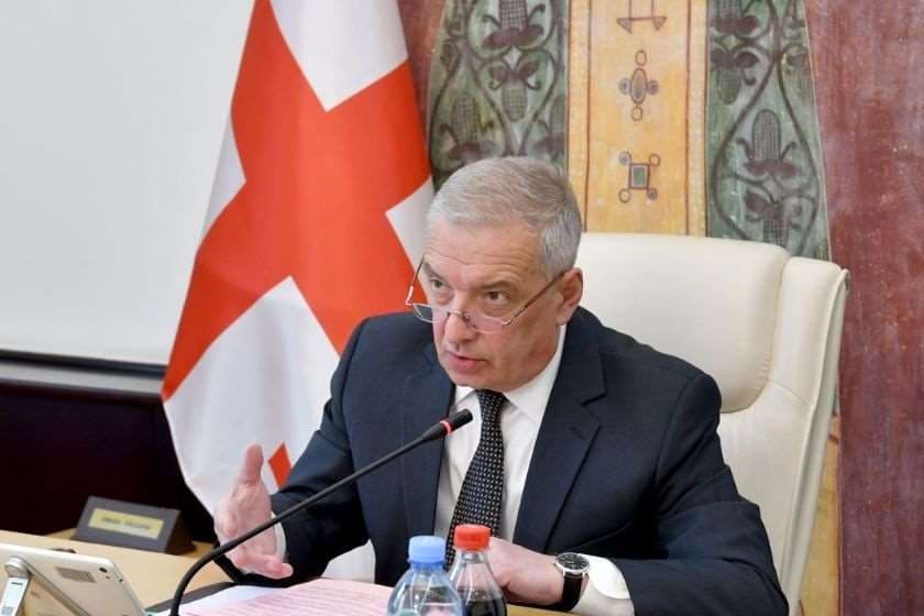 გიორგი ვოლსკი – ნინო ლომჯარიას თუ დავუჯერებთ, სჯობს ბომბები გვეცემოდეს, ვიდრე ეს სირცხვილი ვჭამოთ და არ ვიყოთ საომარი მოქმედებების მონაწილე