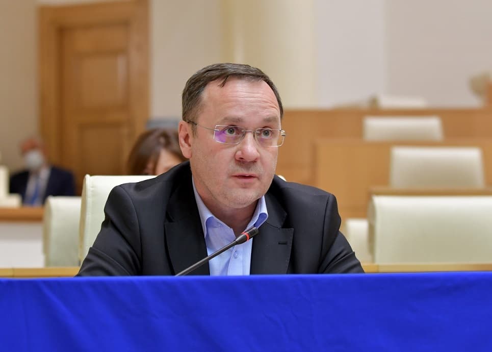 გიორგი ცაგარეიშვილი – საქართველო არასდროს მისცემს თავს უფლებას, ჩაერიოს ჩეხეთის საშინაო საქმეებში და ჩეხ ხალხს ურჩიოს, როგორი ბარიერი უნდა იყოს მის პარლამენტში