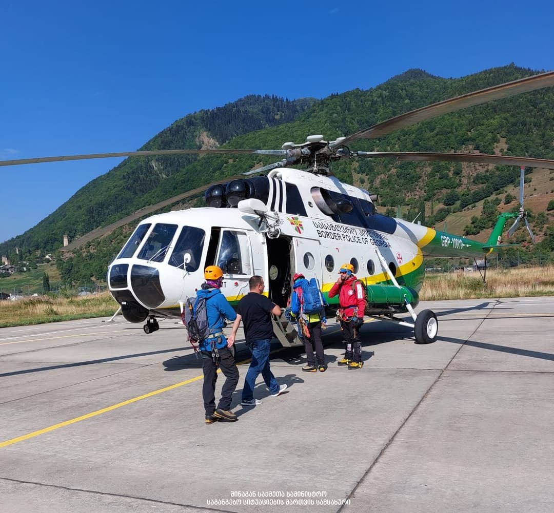 თეთნულდზე დარჩენილი 4 ადამიანიდან ერთი ნაპრალშია გადავარდნილი