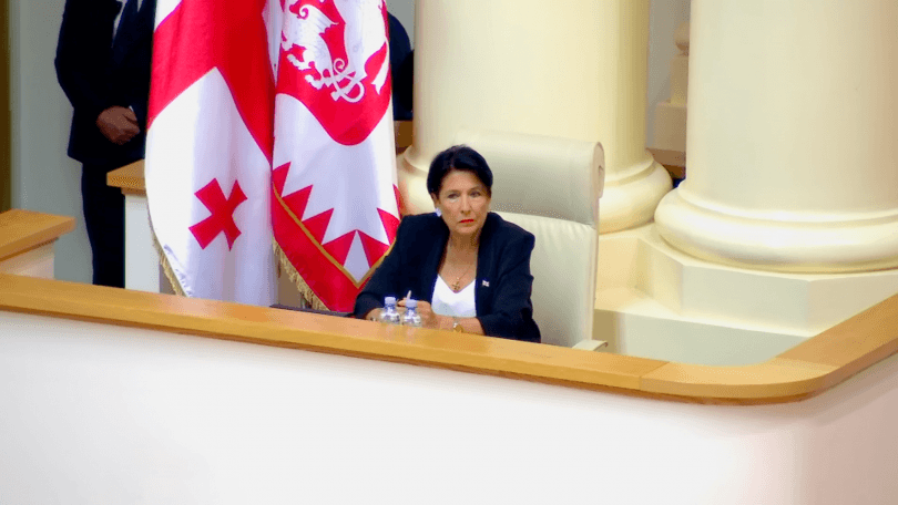 პარლამენტში პრეზიდენტის იმპიჩმენტის განხილვა დაიწყო