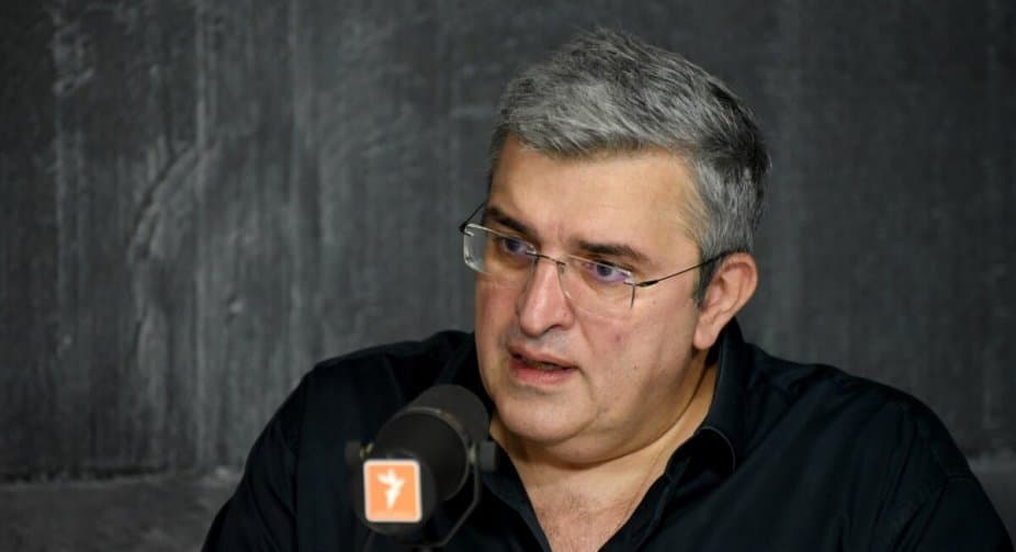 გელა ვასაძე – ძირითადი მასა ჩვენთან იმიტომ კი არ მოდის, რომ არ უნდათ უკრაინელებს ესროლონ, იმიტომ გამორბიან, რომ არ უნდათ უკრაინელებმა ესროლონ მათ