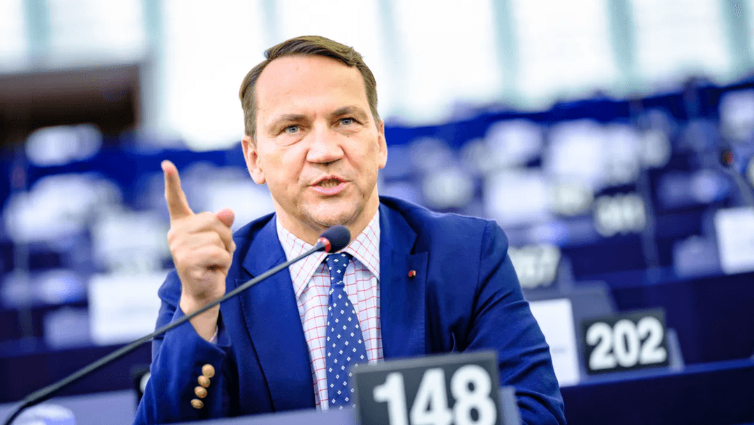 სიკორსკი – თქვენ შეგიძლიათ წვლილი შეიტანოთ მიხეილ სააკაშვილის გათავისუფლებაში