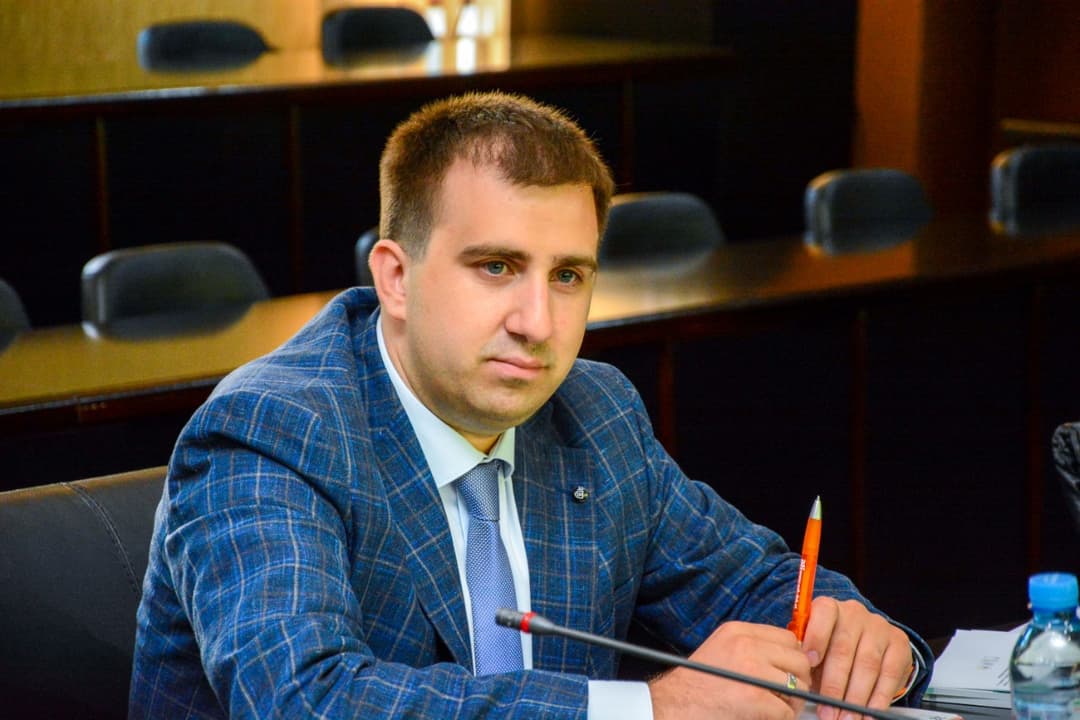 ირაკლი ქარქაშაძემ ქუთაისის მერის მოადგილის პოსტი დატოვა