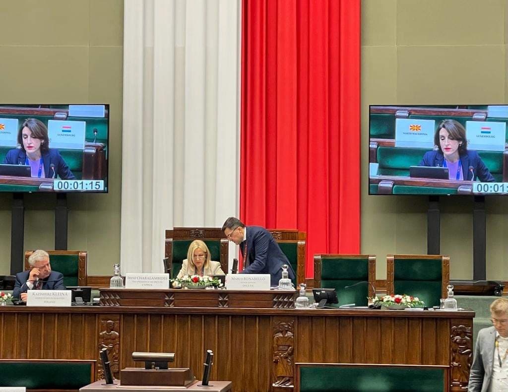 Frontnews image description