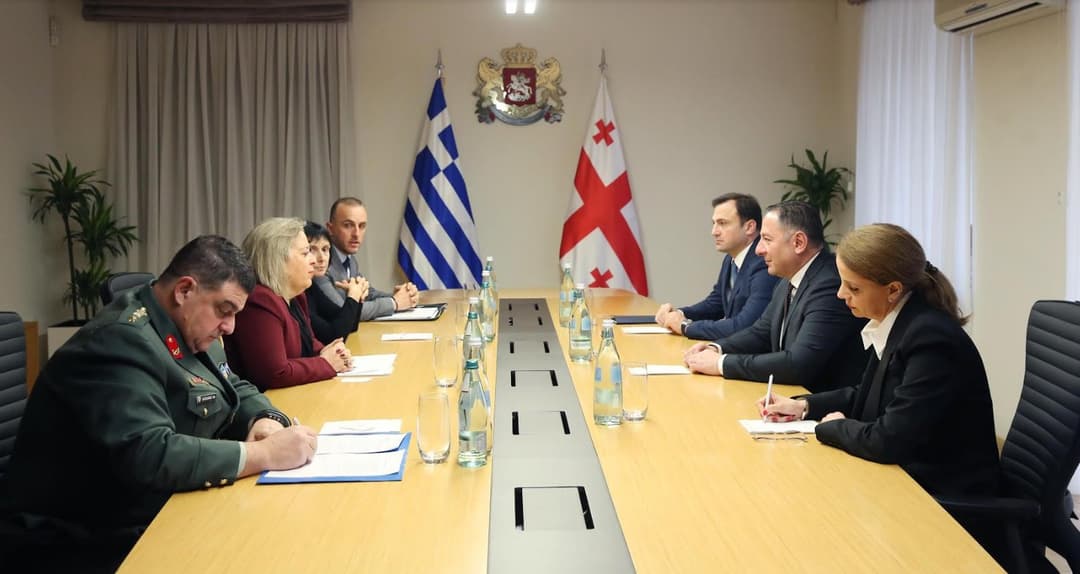 შს მინისტრი საბერძნეთის რესპუბლიკის ელჩს შეხვდა