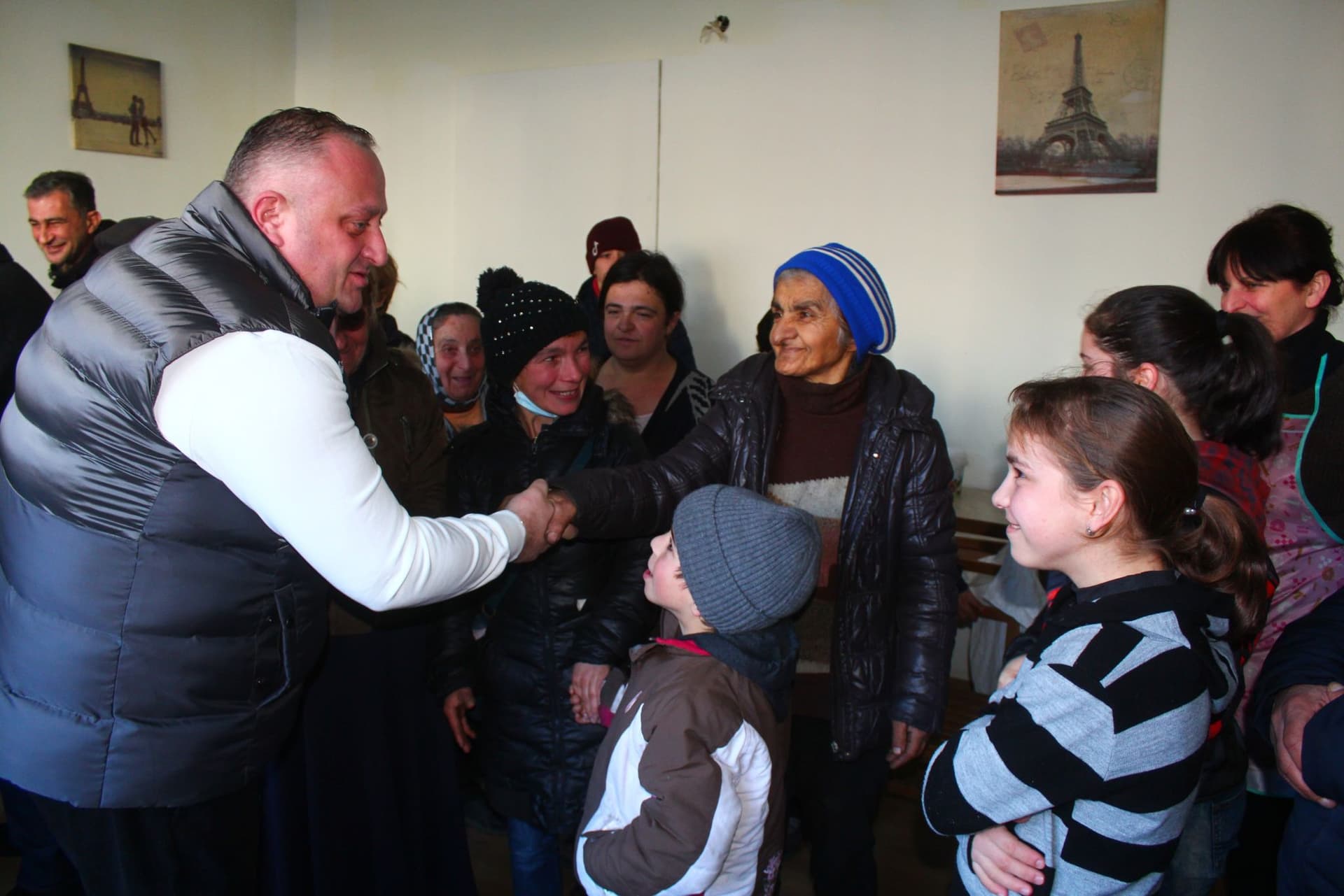 Frontnews image description