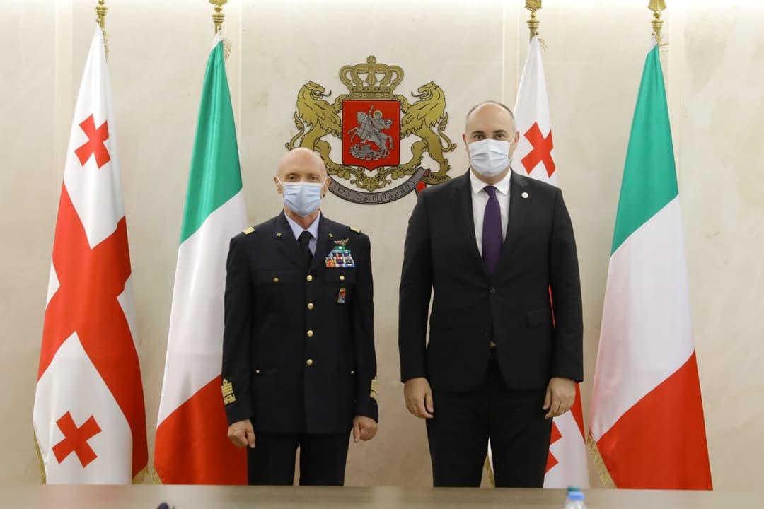 საქართველოში ოფიციალური ვიზიტით იტალიის თავდაცვის ძალების მეთაური იმყოფება