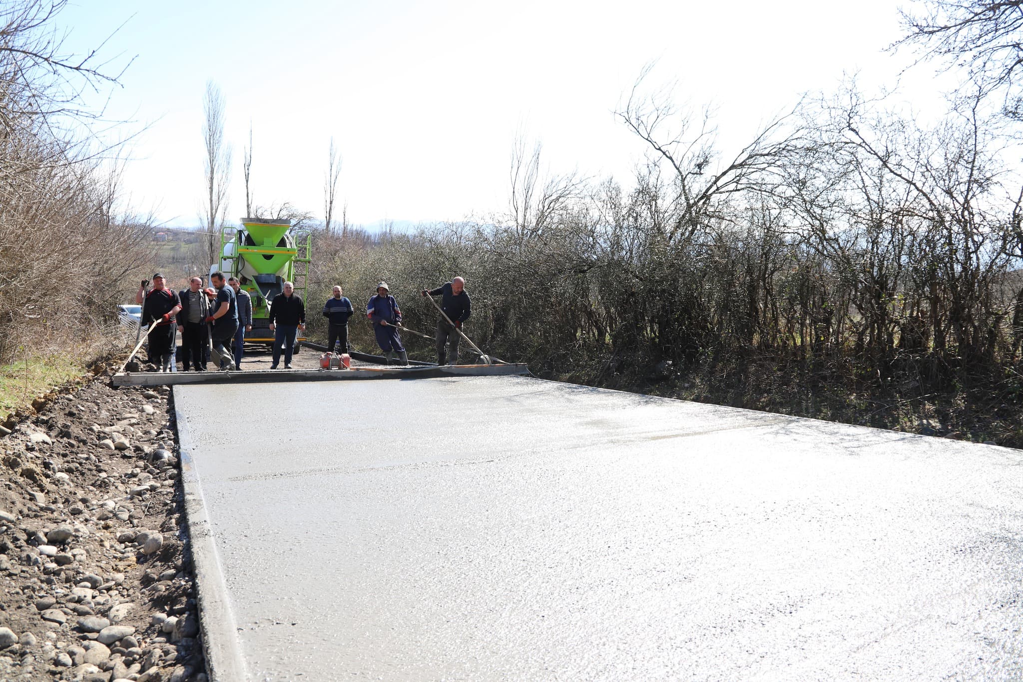 Frontnews image description