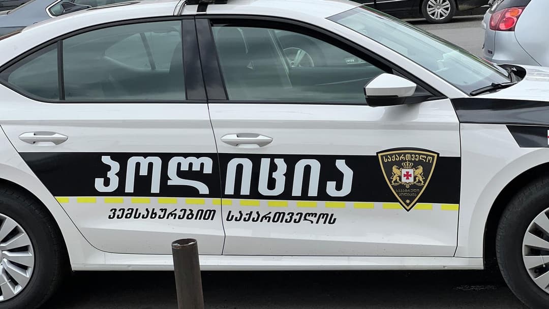 ქარელში ავტოსაგზაო შემთხვევის შედეგად საპატრულო პოლიციის ორი თანამშრომელი დაიღუპა