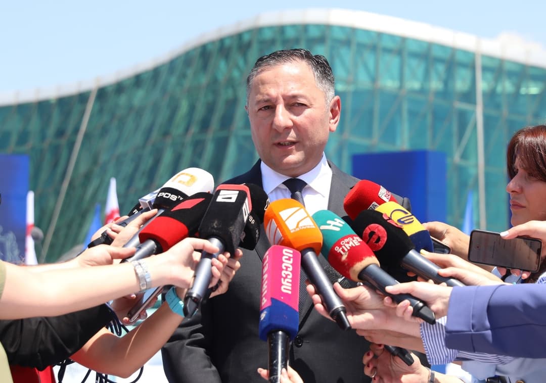 ვახტანგ გომელაური – დღეს აღვნიშნავთ იმ ადამიანების დღეს, რომლებიც 24 საათის განმავლობაში, ღირსეულად და ერთგულად ემსახურებით სამშობლოს