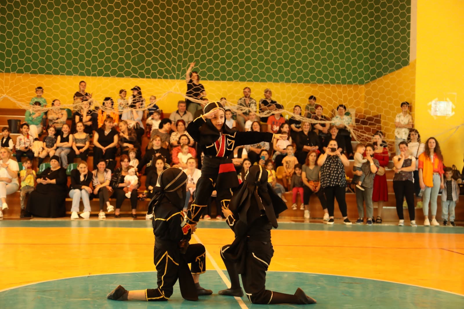 Frontnews image description