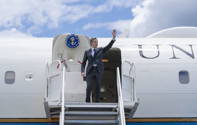 ბლინკენი ჩინეთში ოფიციალური ვიზიტით ჩავიდა