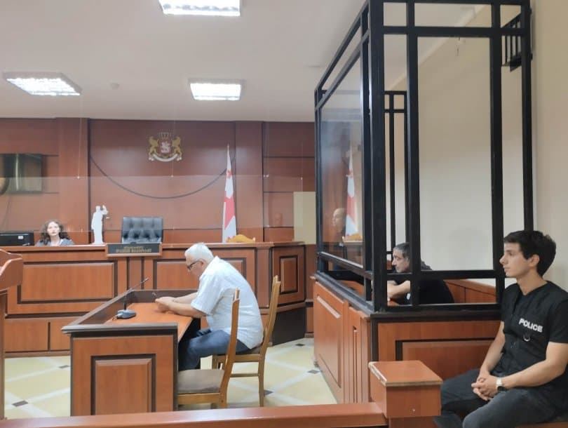 Frontnews image description