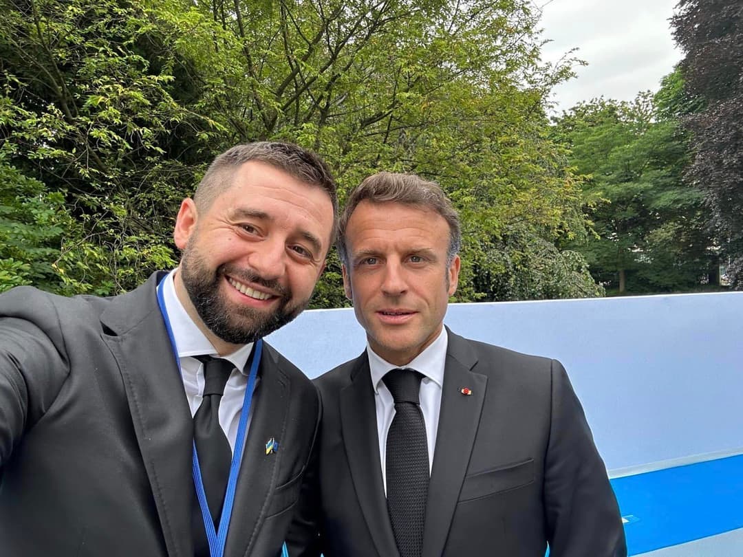 დავით არახამია – სამწუხაროდ, ევროდეპუტატების უმეტესობაში სიტყვა “საქართველო” ასოცირდება ავტოკრატიასთან, ოლიგარქთან, სიტყვის თავისუფლების წინააღმდეგ ბრძოლასთან